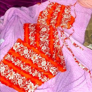 2 piece crop top /size:M\ orange and white 🌺🌞🌞